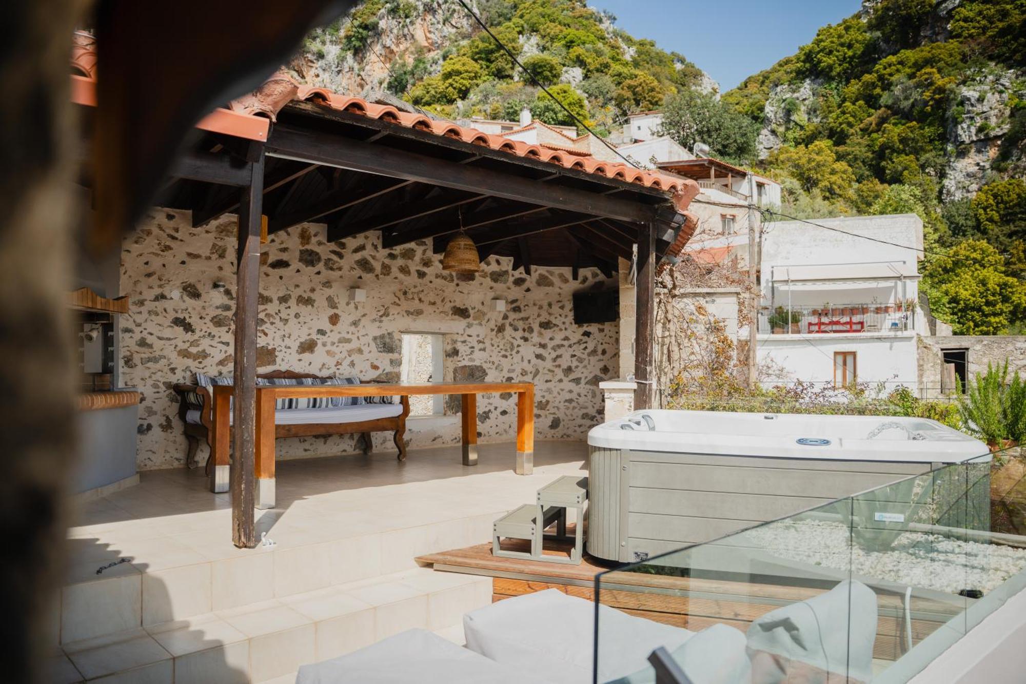 Domus Polymnia, Hospitality At Its Best! Σπήλι Εξωτερικό φωτογραφία