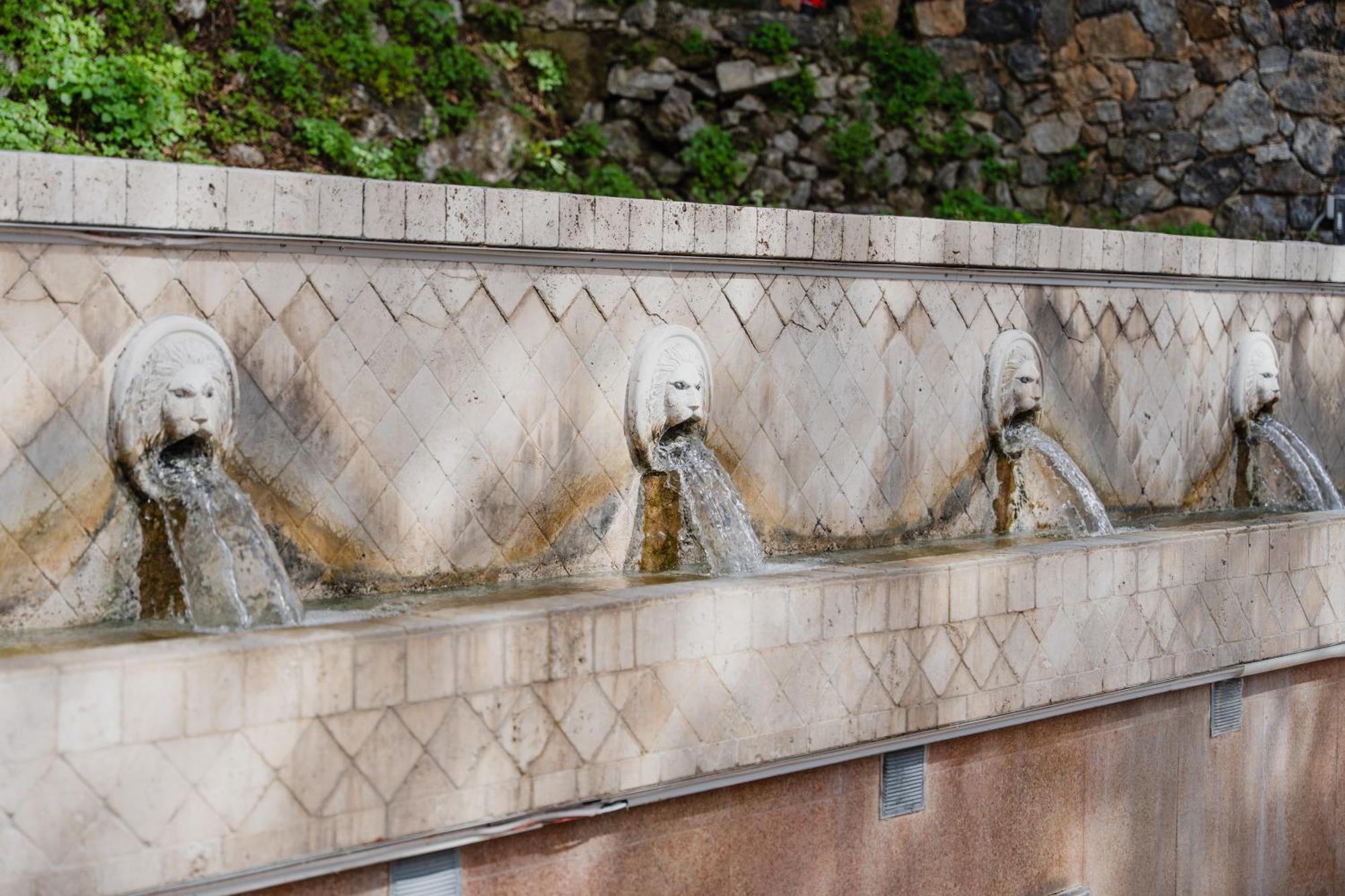 Domus Polymnia, Hospitality At Its Best! Σπήλι Εξωτερικό φωτογραφία
