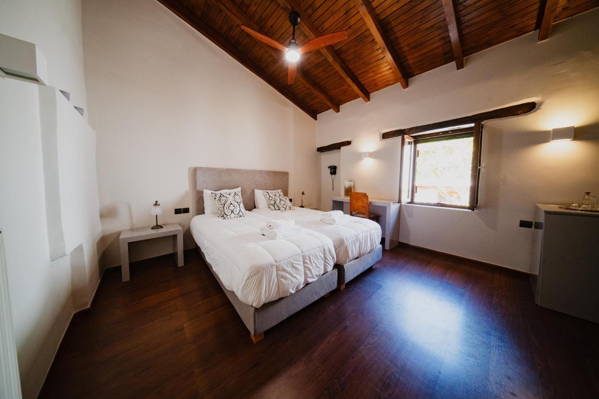 Domus Polymnia, Hospitality At Its Best! Σπήλι Εξωτερικό φωτογραφία