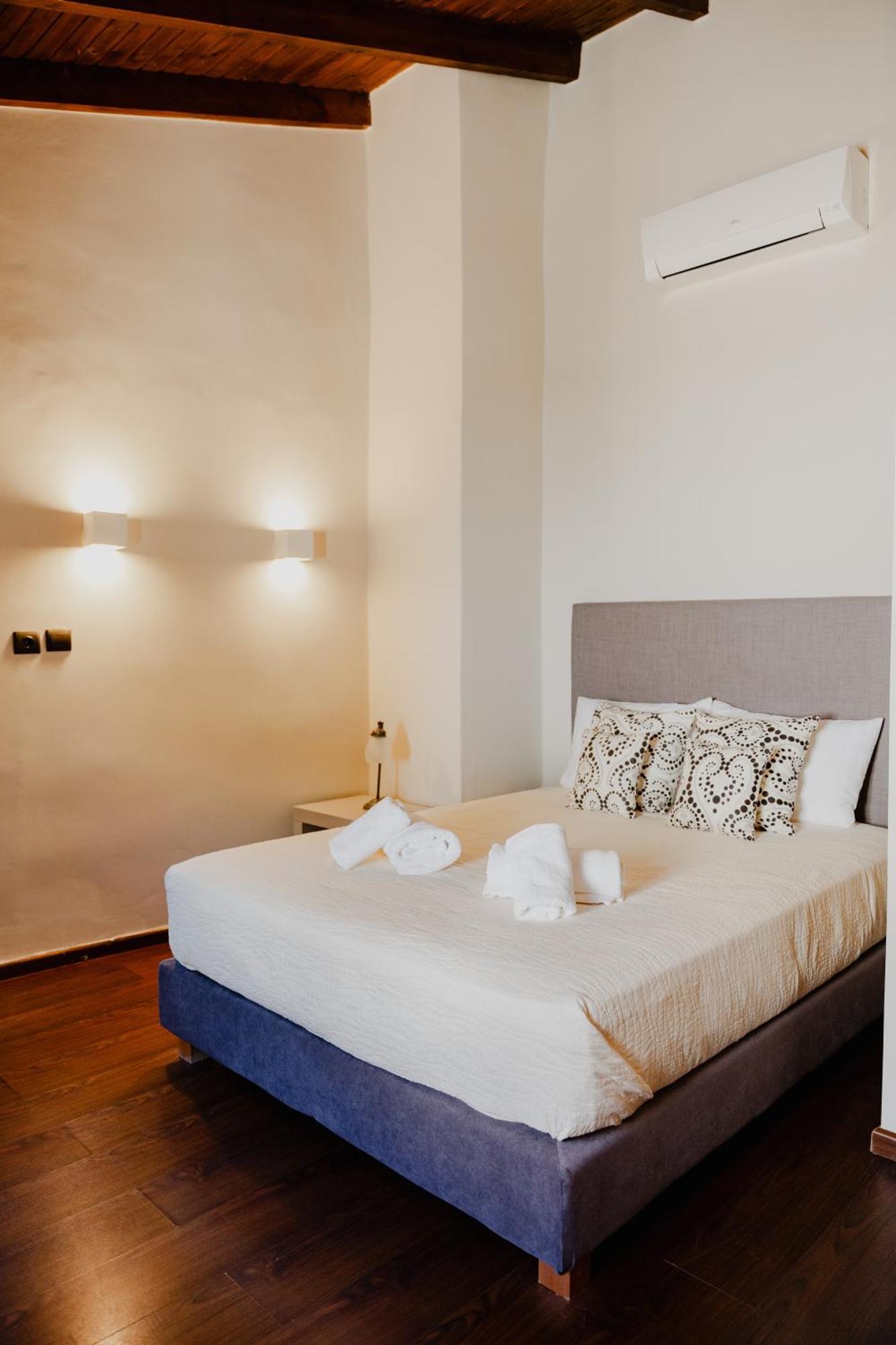 Domus Polymnia, Hospitality At Its Best! Σπήλι Εξωτερικό φωτογραφία
