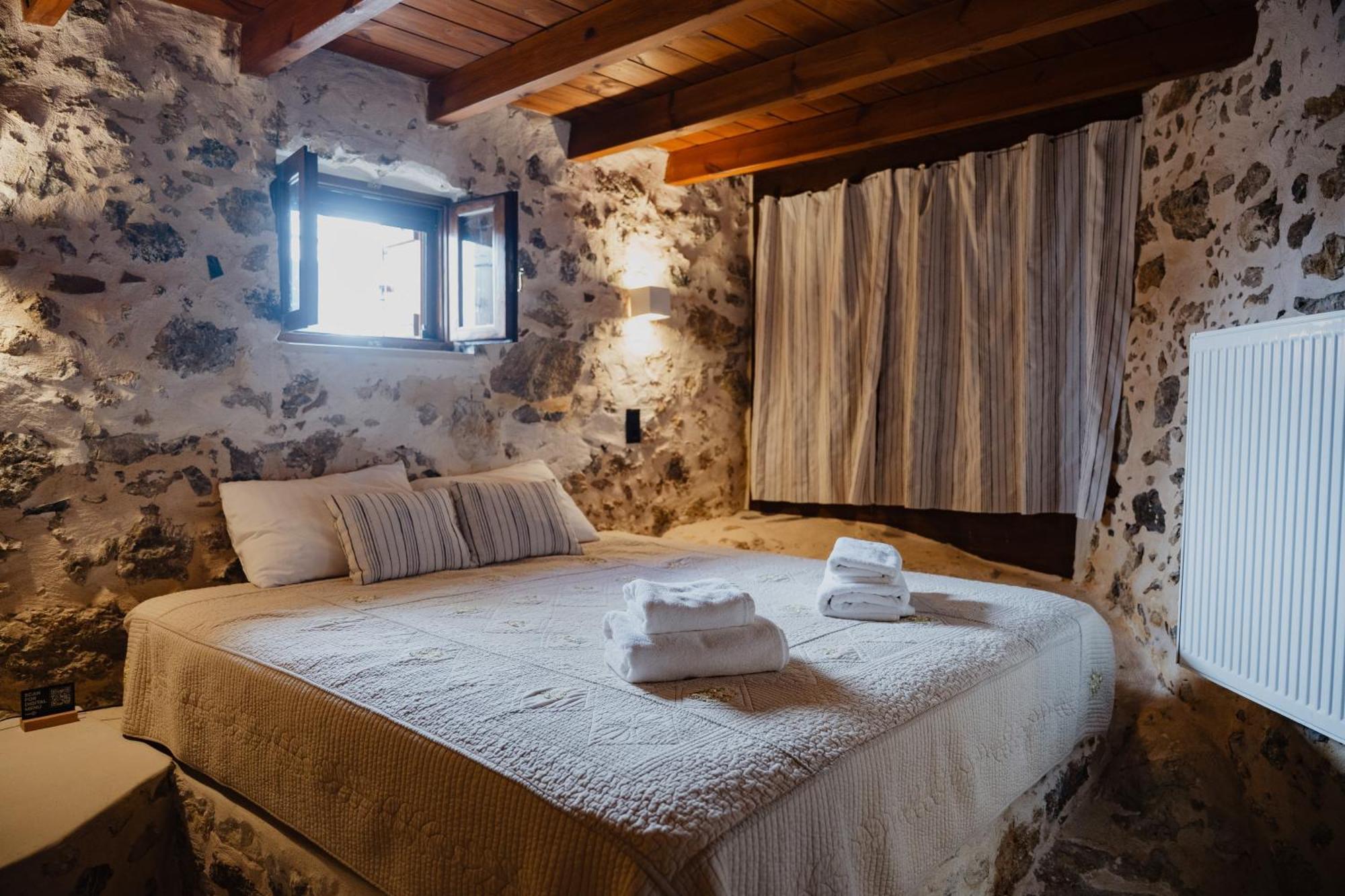 Domus Polymnia, Hospitality At Its Best! Σπήλι Εξωτερικό φωτογραφία